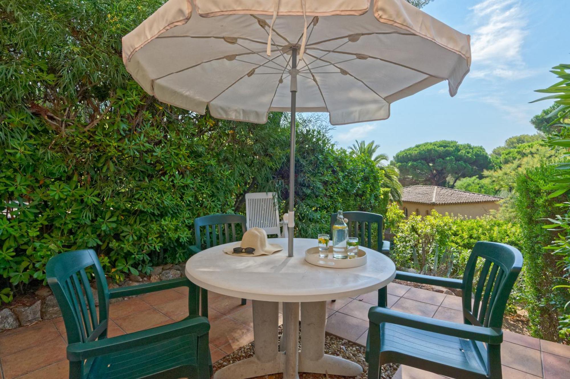 Residence Partenaire Le Domaine De Garlande Cavalaire-sur-Mer Dış mekan fotoğraf