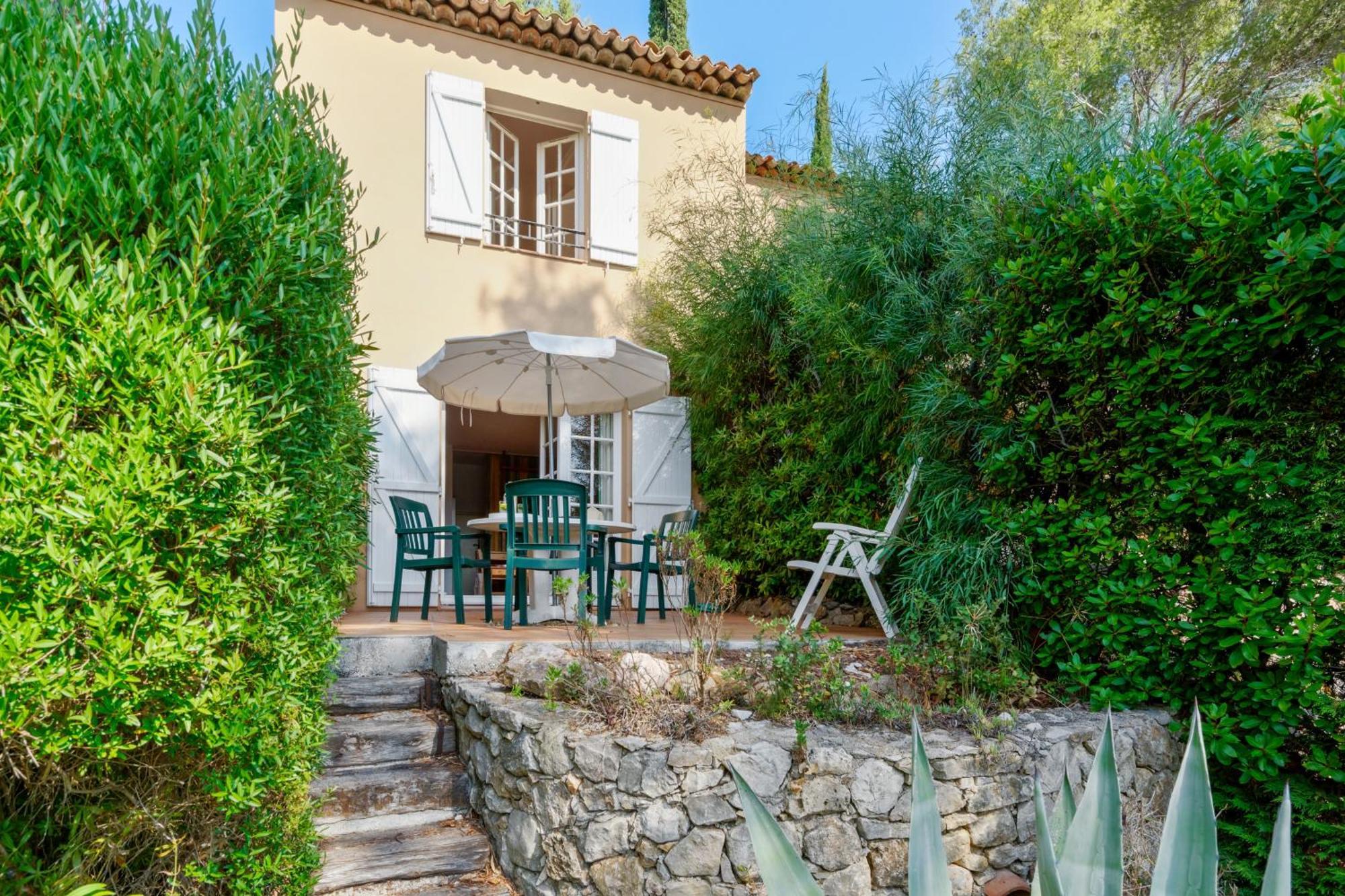 Residence Partenaire Le Domaine De Garlande Cavalaire-sur-Mer Dış mekan fotoğraf