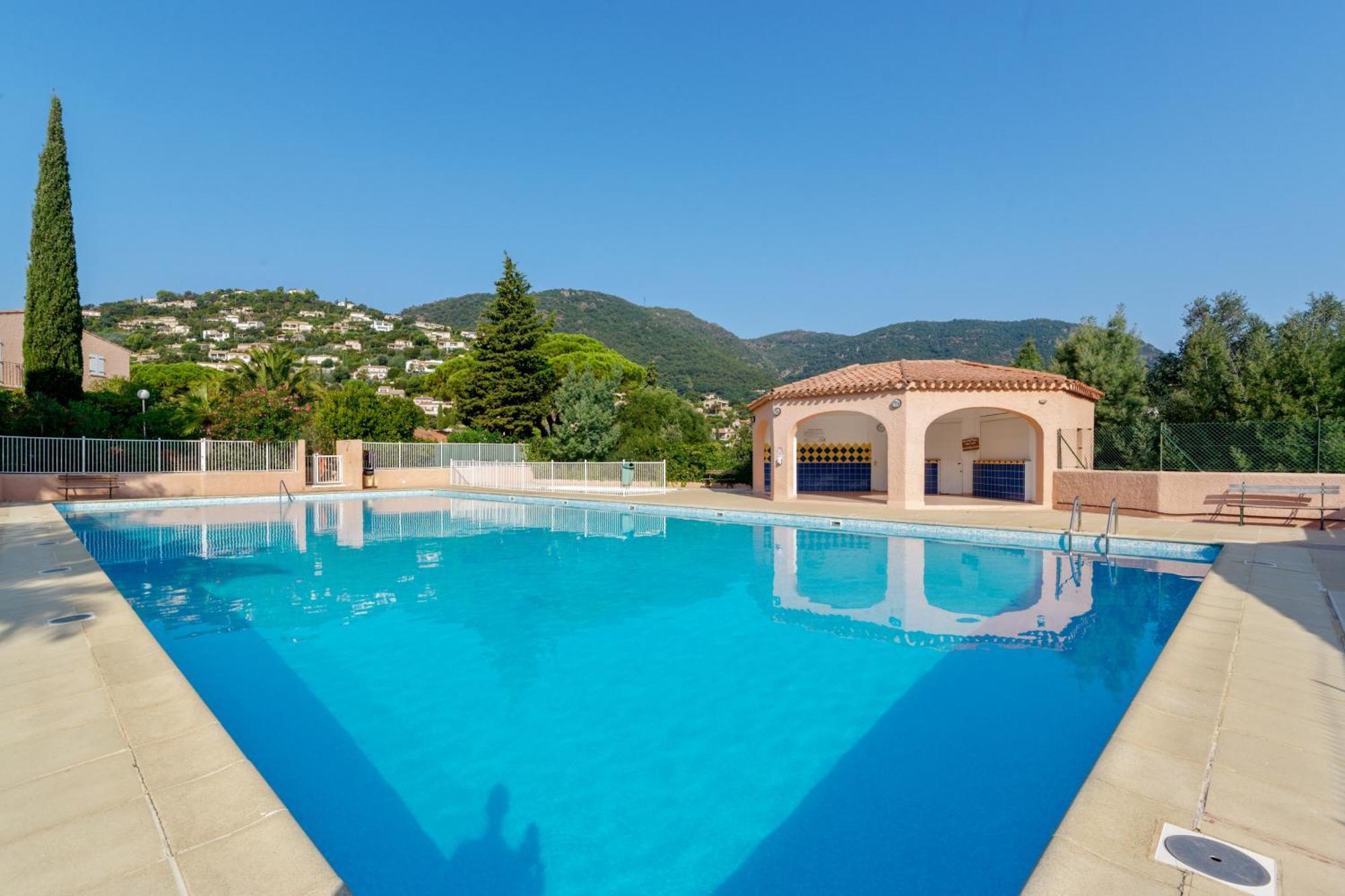 Residence Partenaire Le Domaine De Garlande Cavalaire-sur-Mer Dış mekan fotoğraf