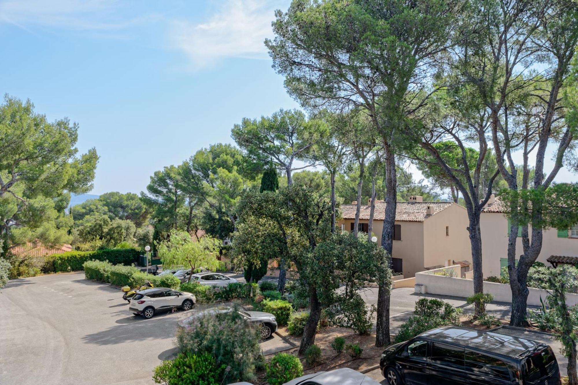 Residence Partenaire Le Domaine De Garlande Cavalaire-sur-Mer Dış mekan fotoğraf