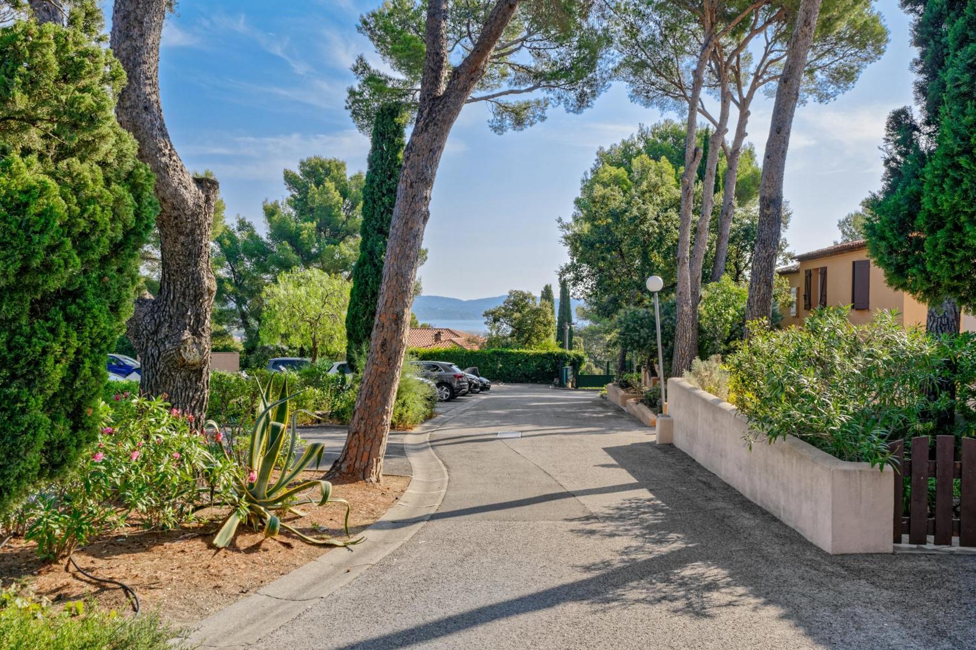 Residence Partenaire Le Domaine De Garlande Cavalaire-sur-Mer Dış mekan fotoğraf