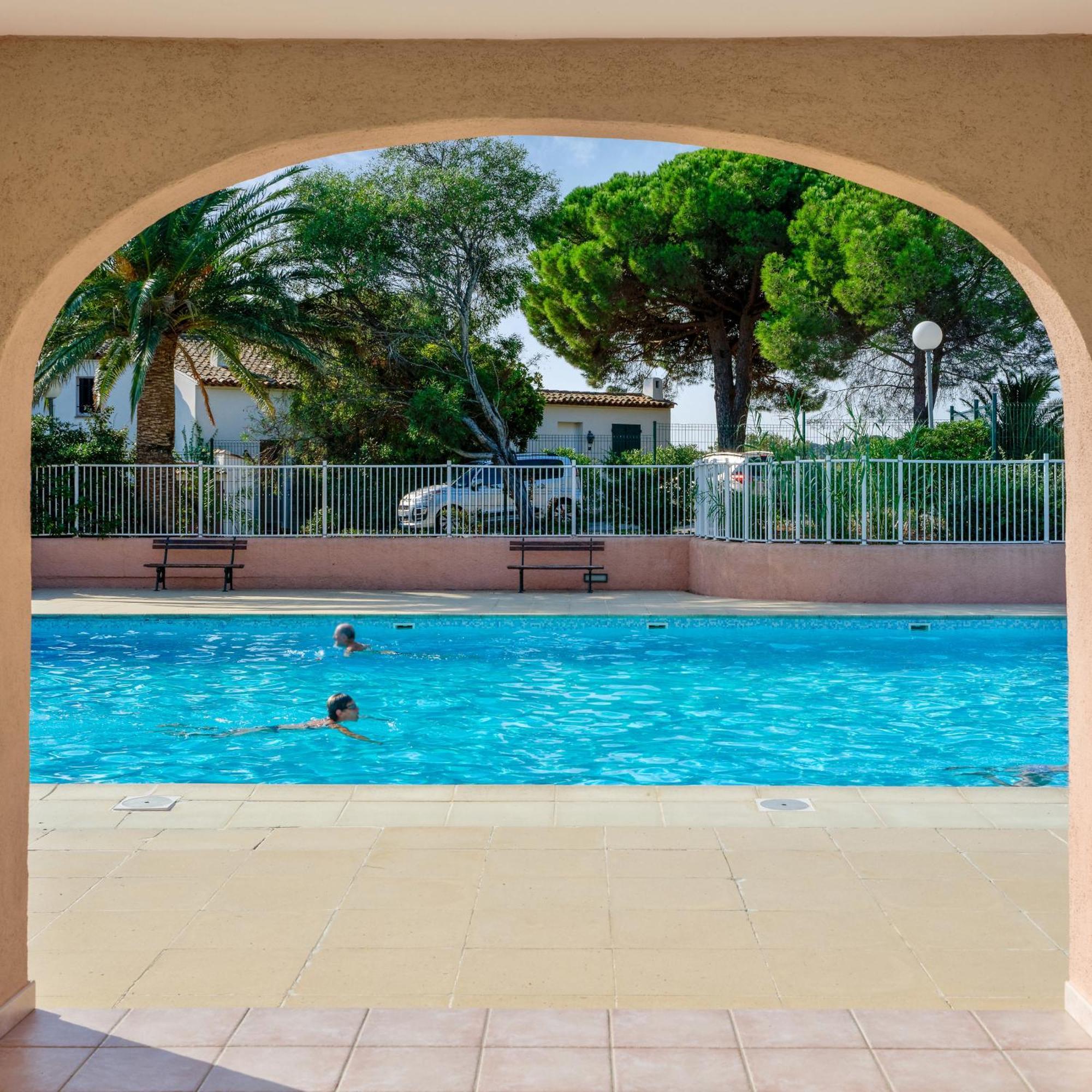 Residence Partenaire Le Domaine De Garlande Cavalaire-sur-Mer Dış mekan fotoğraf